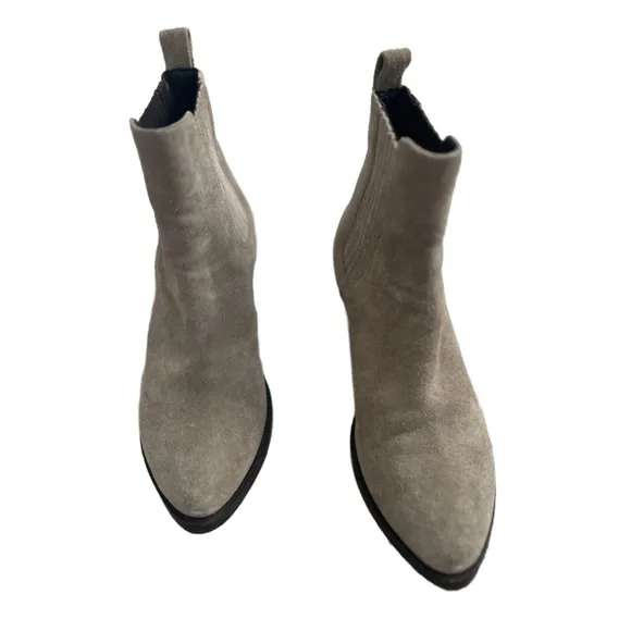 M. Gemi The Terraza Taupe Suede Ankle Boots - Picture 1 of 5